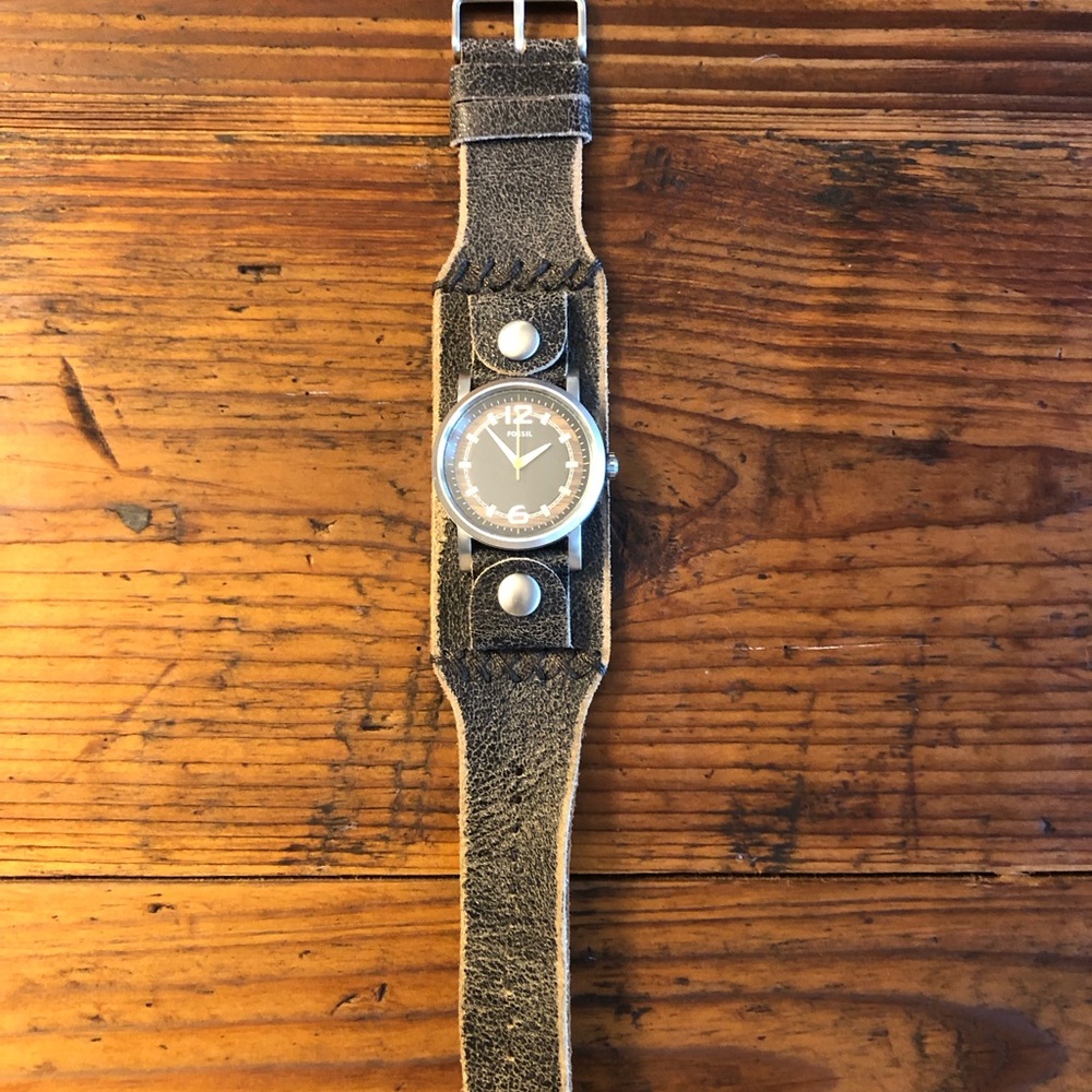 Fossil Watch - Picture 2 of 3